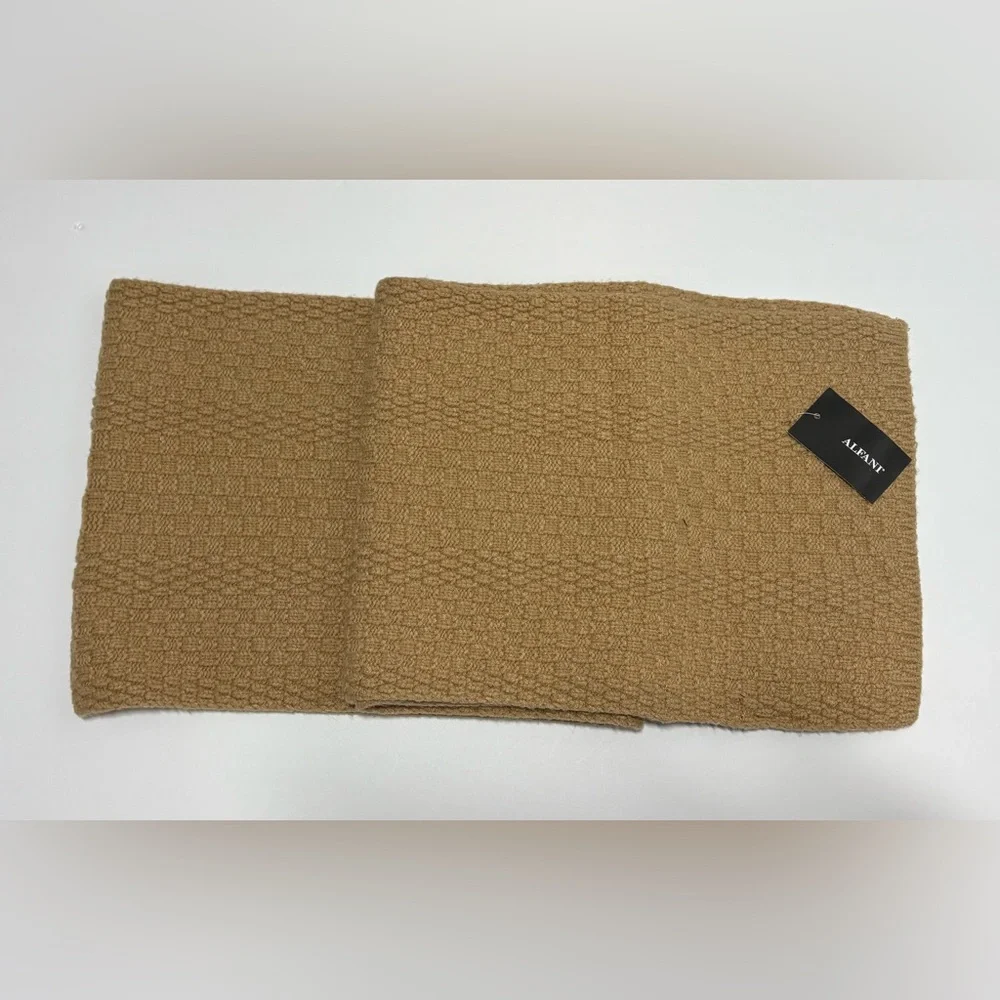 Alfani NWT‎ Tan Scarf-10